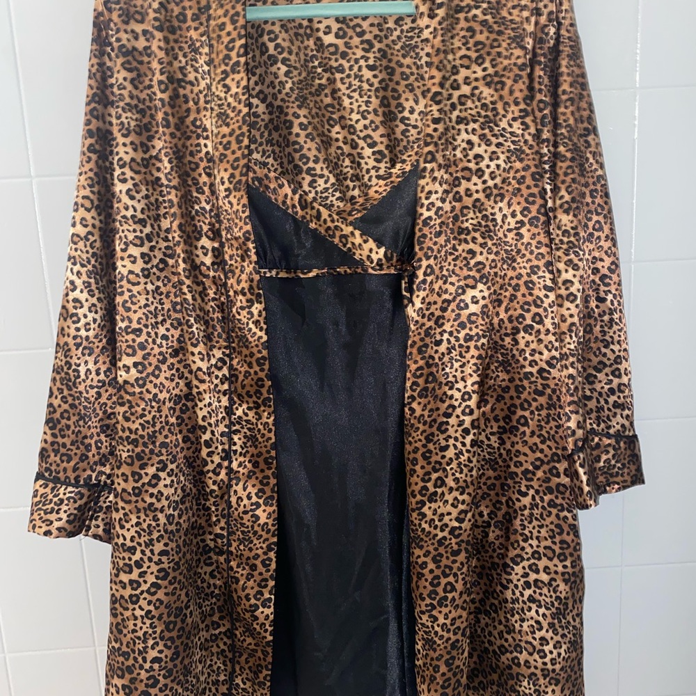 Morgan Taylor Leopard Print Satin Robe Set Brown and Black